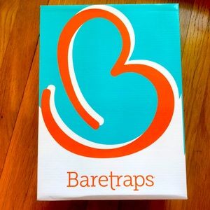 Never worn still in the box 7 1/2. Sandstone snake skin .